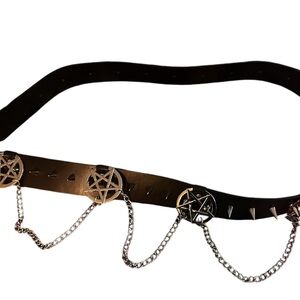 Widow dollskill belt from obsession box